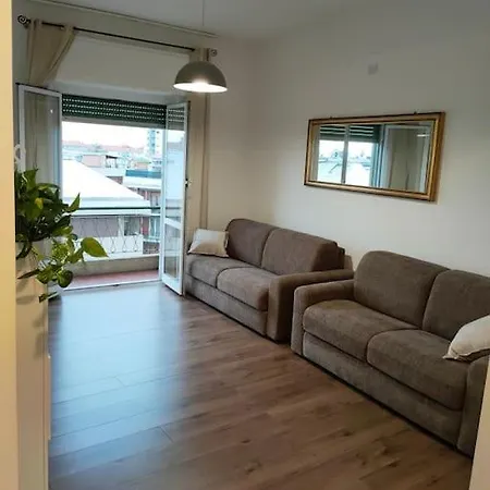 Casa Vacanza Celine 萨沃纳