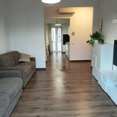 Casa Vacanza Celine 萨沃纳